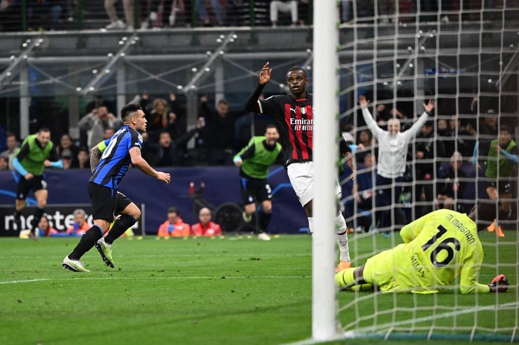 西海岸投资人：我鼓励邵佳一去报名国足，国家需要我义不容辞（西海岸投资人：支持邵佳一报名国足，国家需要时我责无旁贷）