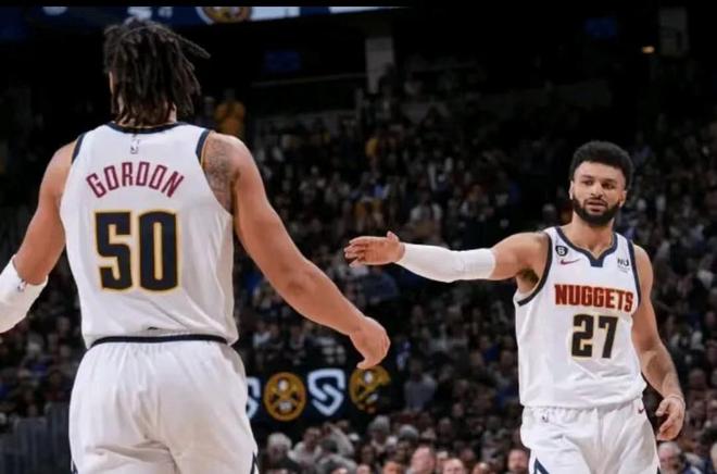 世界第一盘带？看他就够（盘带谁称王？看他就够了）