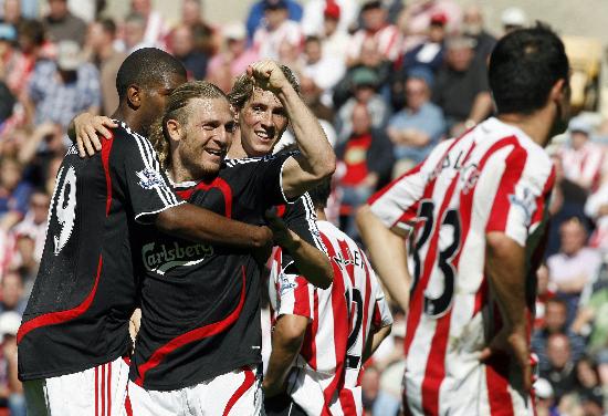 德甲战报：伯格1射1传，霍芬海姆3-0完胜奥格斯堡