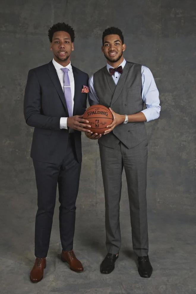 阿莱格里：还有很多其他的比赛，光靠28分哪也去不了（阿莱格里：赛程仍漫长，28分远远不够）