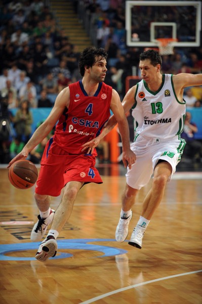 足球报：郑智接手西海岸帅位的可能性最大，但尚未最后敲定（足球报：郑智最有望出任西海岸主帅，尚待最终确认）