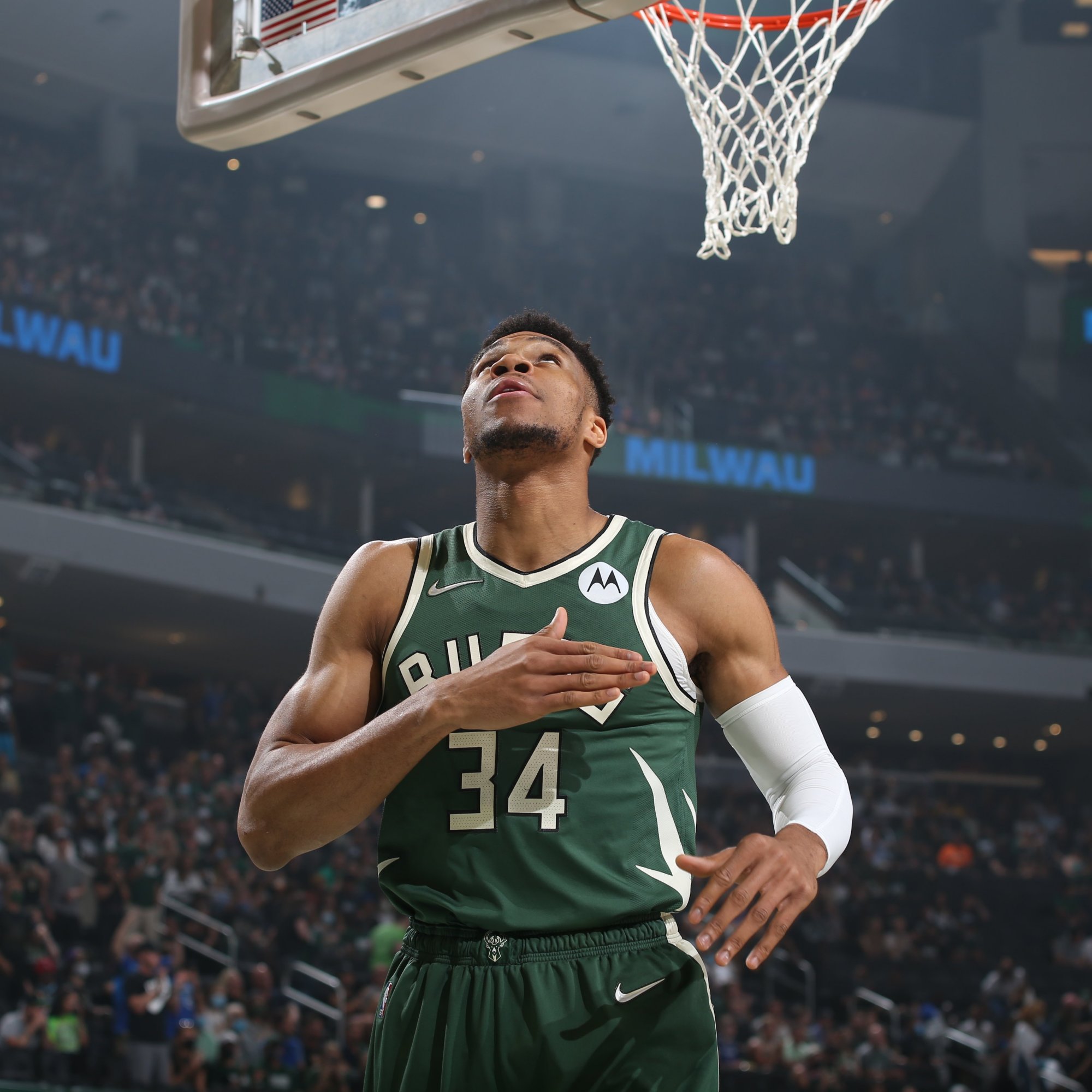 山东泰山主场收官：10胜3平2负，负成都申花，6-0国安&3-1海港（山东泰山主场赛季收官战绩：10胜3平2负，负成都与申花，曾6-0国安、3-1海港）